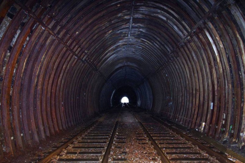 The interior of Holme Tunnel prior to work starting showing the original strengthening added in 1986 by British Rail.