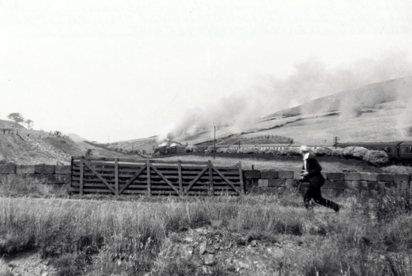 Stanier Black 5s 44871 and 44894 approaching Copy Pit summit on 4 August 1968 with 1Z69, a Stephenson Locomotive Society (Midland Area)
Farewell to Steam No.2 special originating at Birmingam New Street, and due to pass Copy Pit at approximately 13:21 hrs, but actually arriving there at 14:08.5hrs.