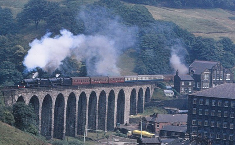 Stanier Black 5s 44871 and 44894 exit Kitson Wood Tunnel on the climb to Copy Pit with the SLS Special on Saturday 4 August 1968.