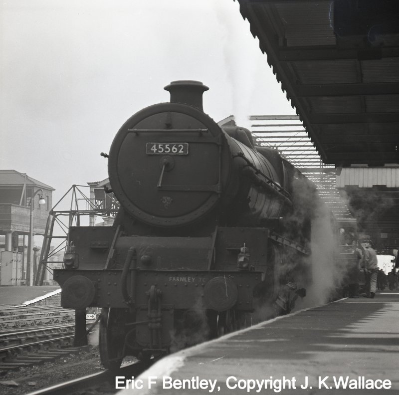 Stanier ex-LMS Jubilee 4-6-0 45562 'Alberta' from 55C Farnley Junction stands at Huddersfield with a Manchester-bound service.