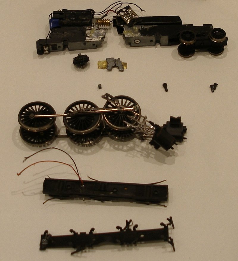 Hornby Royal Scot 46127 'Old Comtemptables' showing how the chassis block has disintegrated as a result of 'mazakrot' - fireman's side.