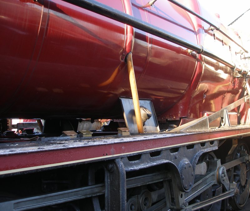 Stanier 8F injector piping, driver's side