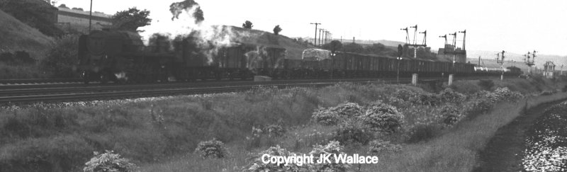 9F at Heaton Lodge showing the start of the speed signalling area.