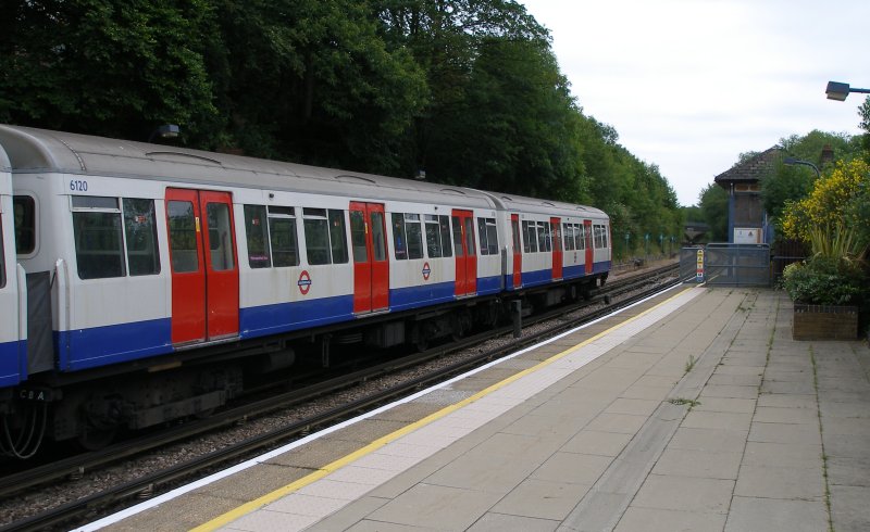 A60 stock at Chorleywood 18 July 2010