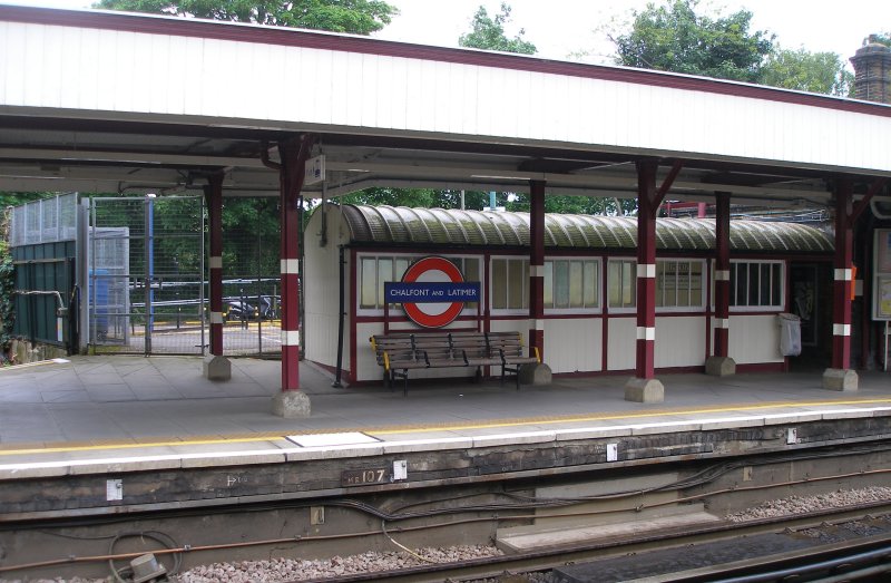 Station sign at Metropolitan Line Chalfont & Latimer station 18 May 2017