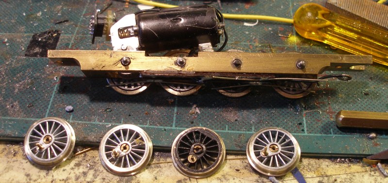 Sutherland Models LYR Class 31 0-8-0 heavy goods tender loco with wheels removed ready for painting