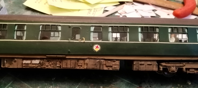 4mm scale Class 124 DMU green curtains: finished vehicle