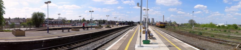 Panorma of Didcot Railway Station and Centre taken from the London end of Platforms 2 & 3 on 6 May 2013