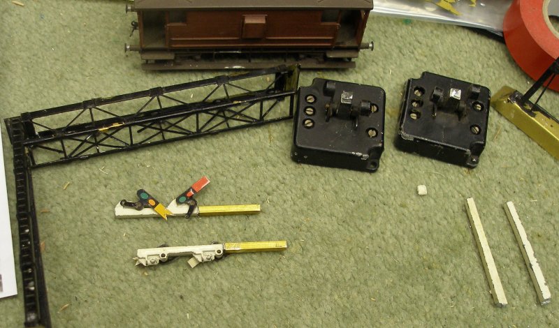 Hall Royd Junction signal gantry model: