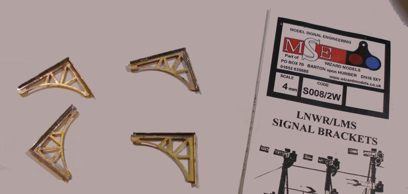 Hall Royd Junction signal gantry model: