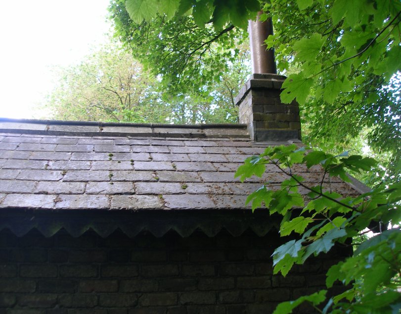 L&NWR Hartington Permanent Way Hut 10 July 2014 Side elevation (west facing) showing chimney detail