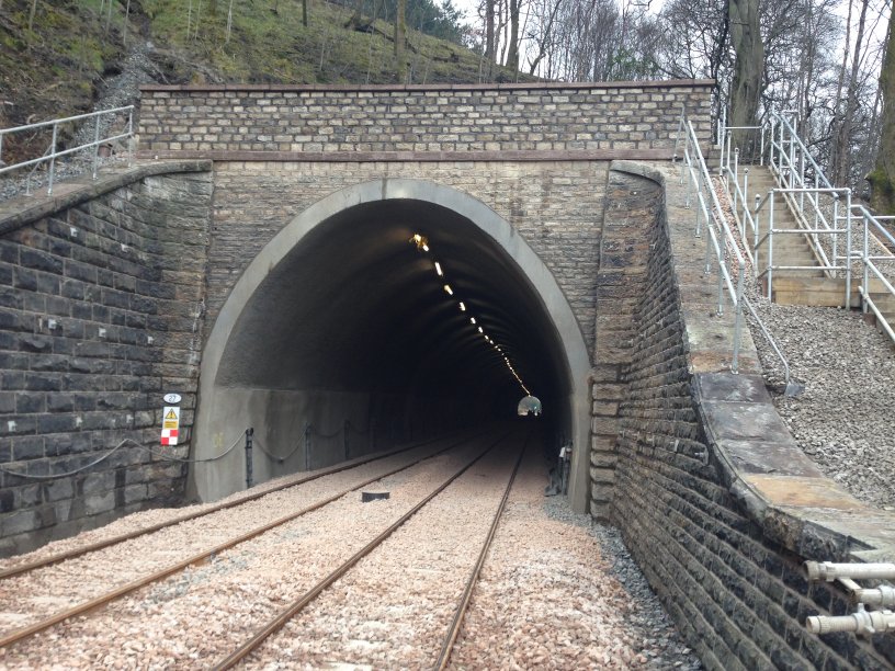 Giải pháp sửa chữa hầm Holme Tunnel  
