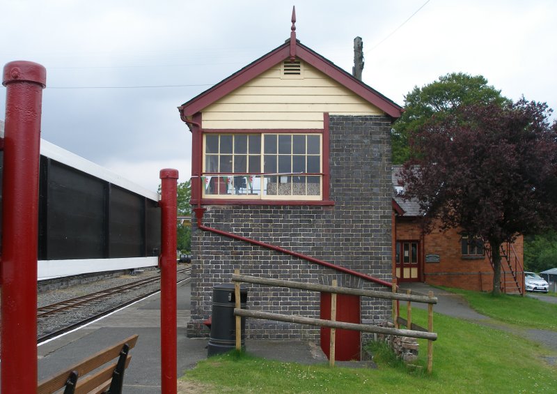 Llanuwchllyn Signal Box 16 July 2015: end gable