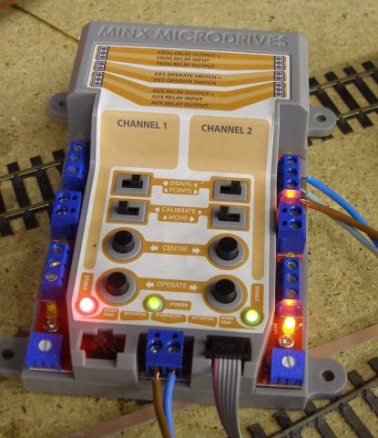 Minx control unit showing point frog wired up, with feeds from the DCC track bus