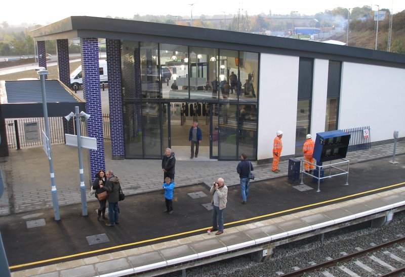 Oxford Parkway Sunday 25 October 2015: the station building from the footbridge.