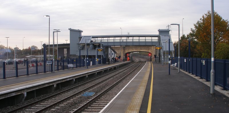 Oxford Parkway Sunday 25 October 2015: looking towards Oxford from Platform 2 showing the footbidge and station building.