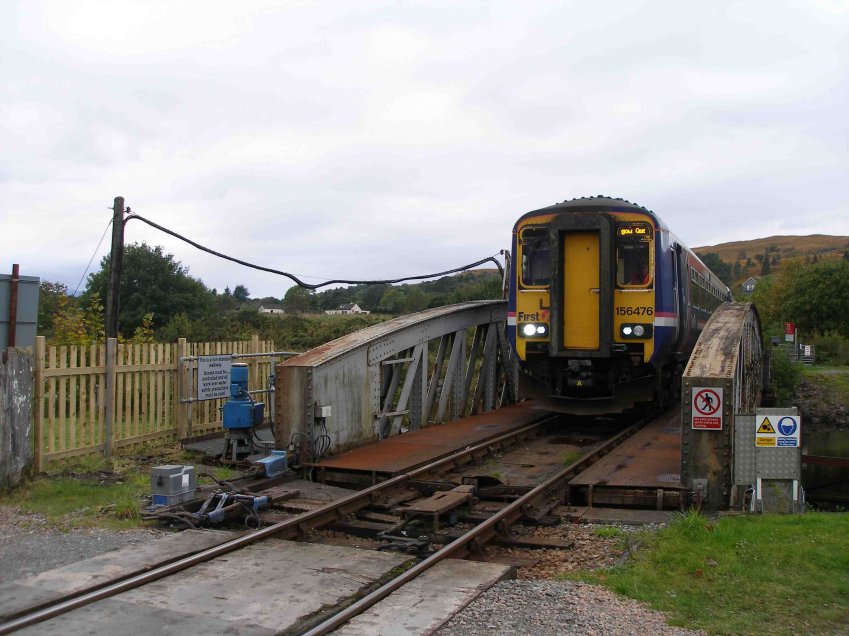 Having checked-in at 'Treetops' bed & breakfast, a stroll down to the swing brodge found 156476 on a Fort William bound service.