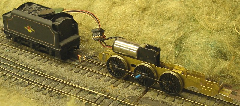 As the original tender pick-up connection has been imported with the motor, a second run was made to check that the pick-ups were correctly orientated.