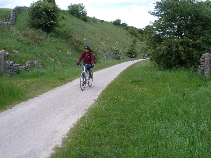 Occupation Crossing and approach cutting on the Tissington Trail