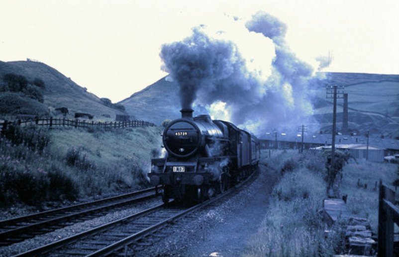 BR (LMS) Stanier Jubilee 45739 'Ulster' arriving at Todmorden