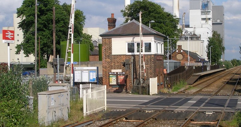 Tutbury Crossing Signal Box 7 June 2014