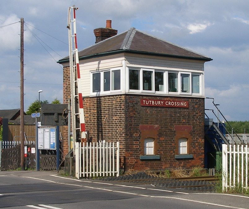 Tutbury Crossing Signal Box 7 June 2014