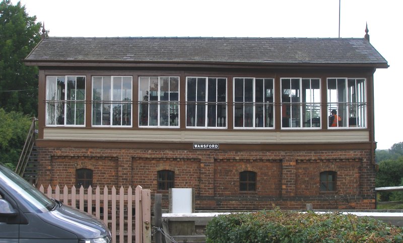 Wansford Signal Box, Nene Valley Railway, June 2015: front