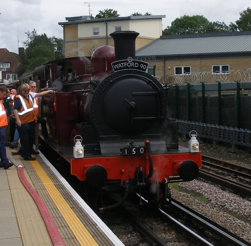 Metropolitan 1 stands at Watford Station.