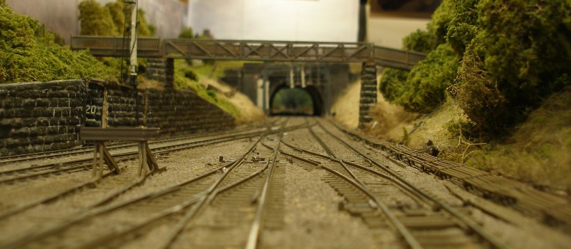 Hall Royd Junction layout diorama illusion as seen through Millwood Tunnel
