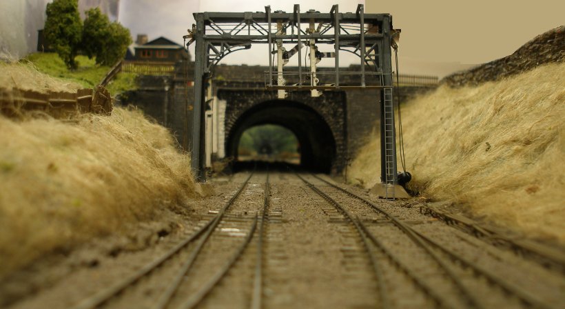 Hall Royd Junction layout diorama illusion as seen through Millwood Tunnel