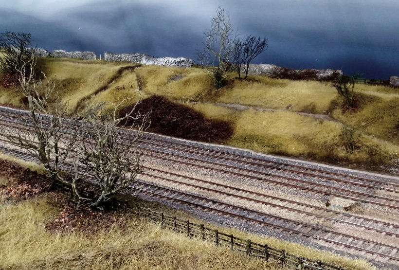 Heaton Lodge 7mm model railway: ballast bin